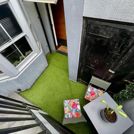 By The Beach Large Central Stylish Studio For 4 Guests Hove Exterior foto